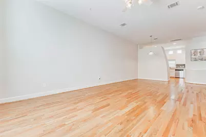 5941 South Loop E #1401, Houston, TX 77033 - Photo 10