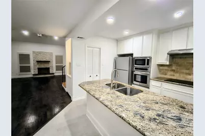 902 Memorial Village Drive, Houston, TX 77024 - Photo 2