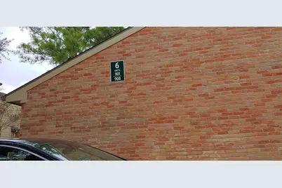 902 Memorial Village Drive, Houston, TX 77024 - Photo 12