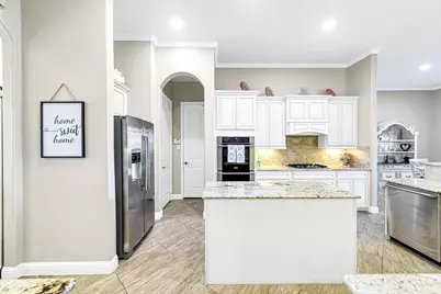 6710 Cottonwood Crest Lane, Katy, TX 77493 - Photo 10