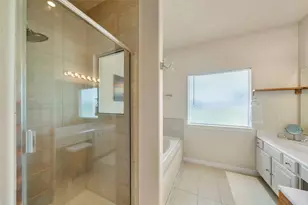 10610 Wallingford Pl, Houston, TX 77042 - Photo 22