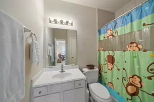 10610 Wallingford Pl, Houston, TX 77042 - Photo 26