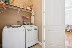 3878 Center St, Houston, TX 77007 - Photo 24