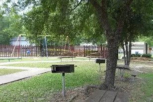 1001 Charlsie Ave, Kirbyville, TX 75956 - Photo 12