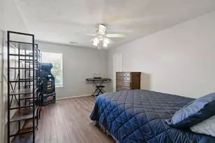 2906 Landing Edge Ln Ln, League City, TX 77539 - Photo 32