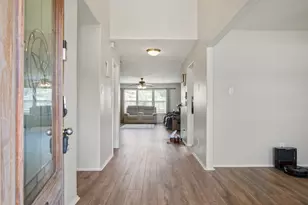 2906 Landing Edge Ln Ln, League City, TX 77539 - Photo 8