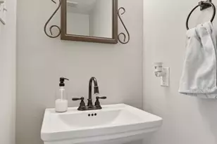 2906 Landing Edge Ln Ln, League City, TX 77539 - Photo 12