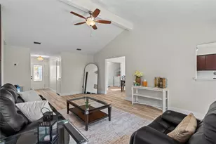 6305 Silver Leaf Dr, League City, TX 77573 - Photo 10