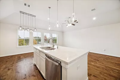 10604 Centre Glade Drive, Houston, TX 77043 - Photo 12