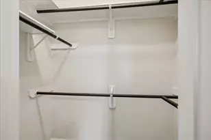 10604 Centre Glade Dr, Houston, TX 77043 - Photo 6