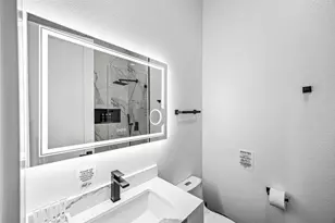 2801 Delano St, Houston, TX 77004 - Photo 14