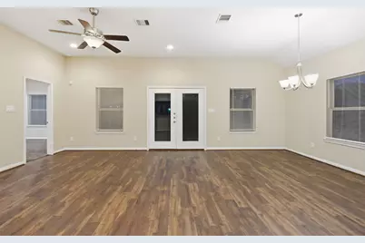 3018 Greenbriar Springs Drive, Houston, TX 77073 - Photo 6