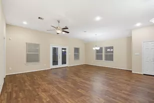 3018 Greenbriar Springs Dr, Houston, TX 77073 - Photo 4