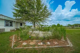 2316 Green Meadows Dr, Sealy, TX 77474 - Photo 48