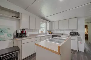 2316 Green Meadows Dr, Sealy, TX 77474 - Photo 16