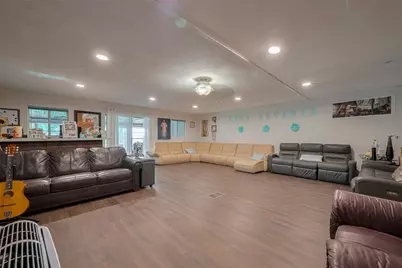 2316 Green Meadows Drive, Sealy, TX 77474 - Photo 6