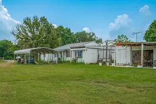 2316 Green Meadows Dr, Sealy, TX 77474 - Photo 6