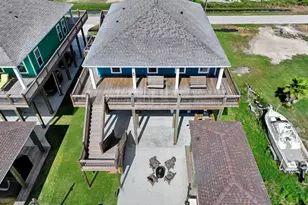 1297 Mabry St, Gilchrist, TX 77617 - Photo 40