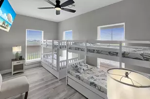 1297 Mabry St, Gilchrist, TX 77617 - Photo 30