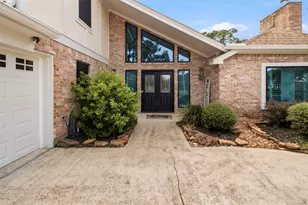 4908 Summer Ln, Baytown, TX 77521 - Photo 2