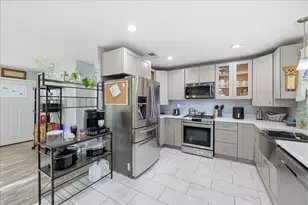 321 S 44th St, Orange, TX 77630 - Photo 18