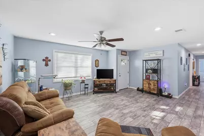 321 S 44th Street, Orange, TX 77630 - Photo 12