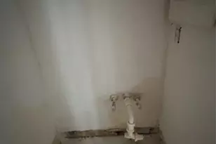 4937 E Ridge Creek Dr, Houston, TX 77053 - Photo 8