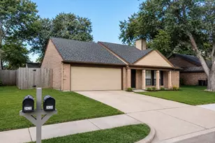 2430 Shady Bend Dr, Pearland, TX 77581 - Photo 2