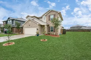 4414 Painted Bunting Ln, Baytown, TX 77521 - Photo 2