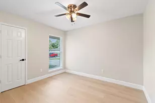 16619 Forest Bend Ave, Friendswood, TX 77546 - Photo 16