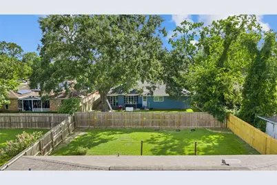 16619 Forest Bend Avenue, Friendswood, TX 77546 - Photo 22