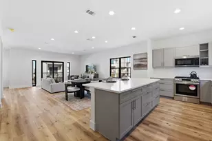 11915 N Hoa Sen Cir, Houston, TX 77072 - Photo 8