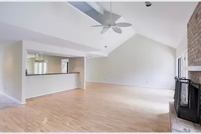 12111 Olympia Drive, Houston, TX 77077 - Photo 4