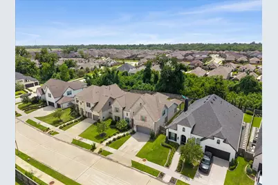 1911 Golden Leaf Drive, Missouri City, TX 77459 - Photo 36