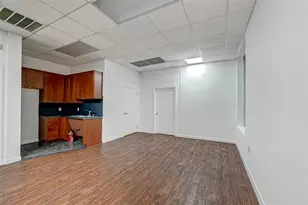 9788 Clarewood Dr, Houston, TX 77036 - Photo 8