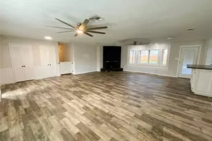 443 Bayou View Dr, El Lago, TX 77586 - Photo 6