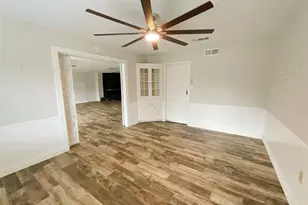 443 Bayou View Dr, El Lago, TX 77586 - Photo 10