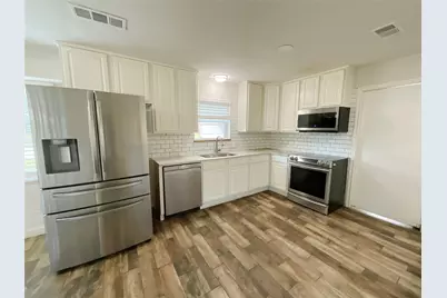 443 Bayou View Drive, El Lago, TX 77586 - Photo 14