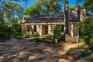 1 Holly Tree Ln, Spring, TX 77373 - Photo 1