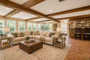 1 Holly Tree Ln, Spring, TX 77373 - Photo 6