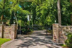 1 Holly Tree Ln, Spring, TX 77373 - Photo 12