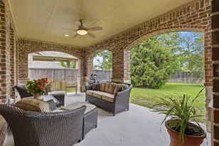 111 N Winter Sunrise Cir, The Woodlands, TX 77375 - Photo 42