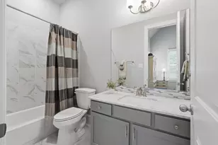 111 N Winter Sunrise Cir, The Woodlands, TX 77375 - Photo 10