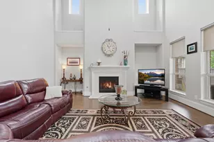 111 N Winter Sunrise Cir, The Woodlands, TX 77375 - Photo 16