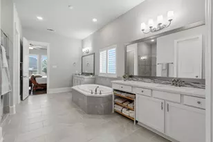 111 N Winter Sunrise Cir, The Woodlands, TX 77375 - Photo 26