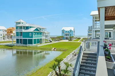 3827 Sea Breeze Lane, Galveston, TX 77554 - Photo 10