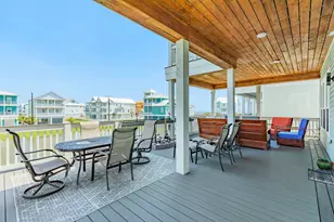 3827 Seabreeze Ln, Galveston, TX 77554 - Photo 8