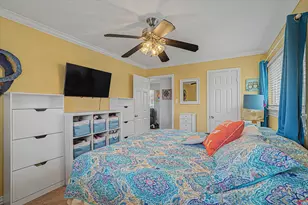 273 Barracuda St, Bayou Vista, TX 77563 - Photo 32