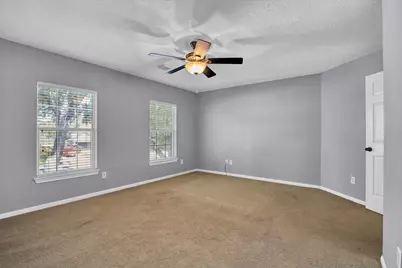 4015 Park Circle Way, Houston, TX 77059 - Photo 32