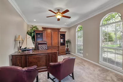 4015 Park Circle Way, Houston, TX 77059 - Photo 14